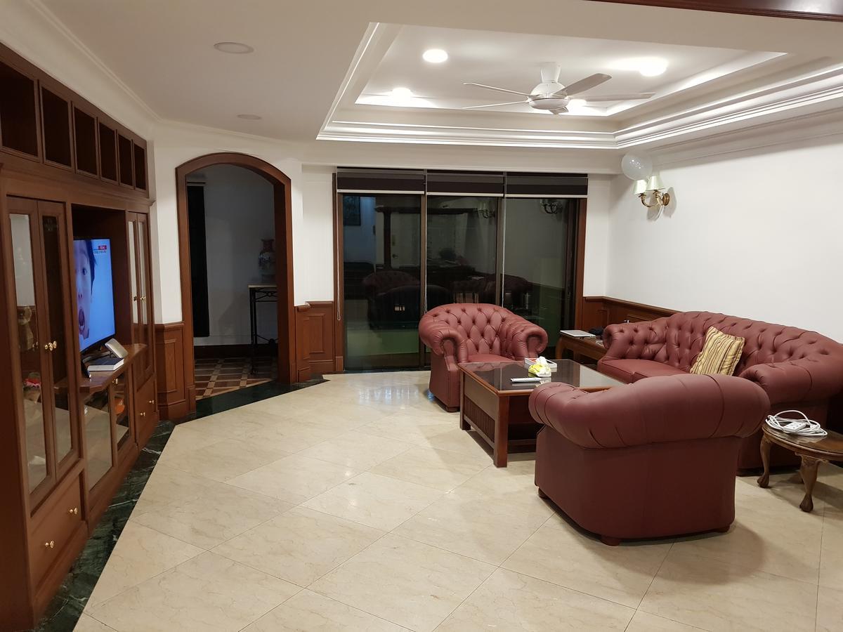Marina Court Luxury Penthouse Aparthotel Kota Kinabalu Eksteriør bilde