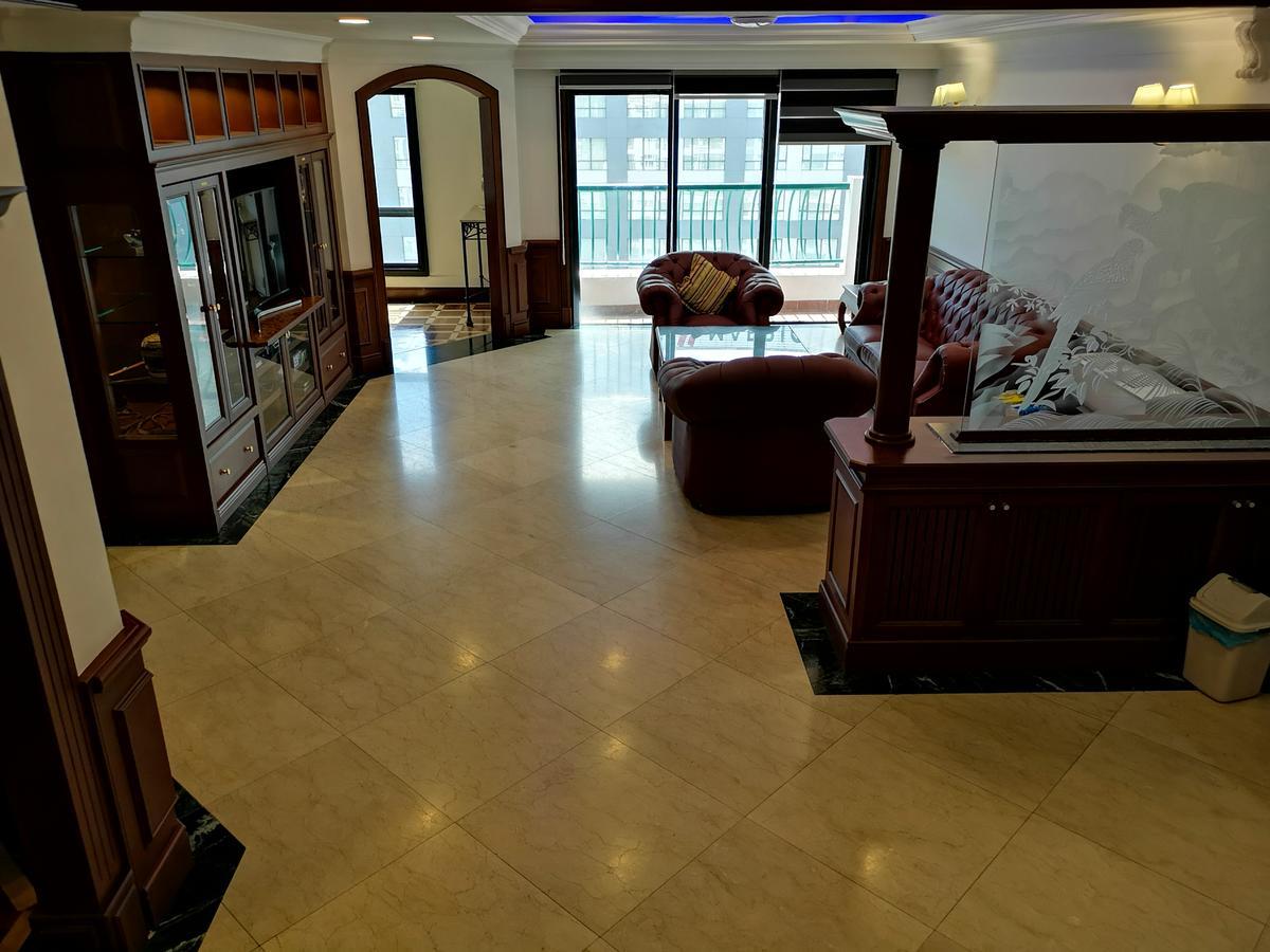 Marina Court Luxury Penthouse Aparthotel Kota Kinabalu Eksteriør bilde