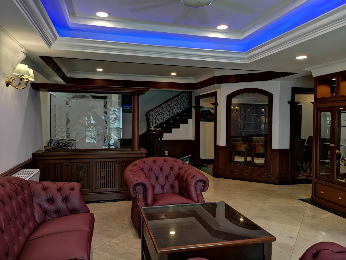 Marina Court Luxury Penthouse Aparthotel Kota Kinabalu Eksteriør bilde