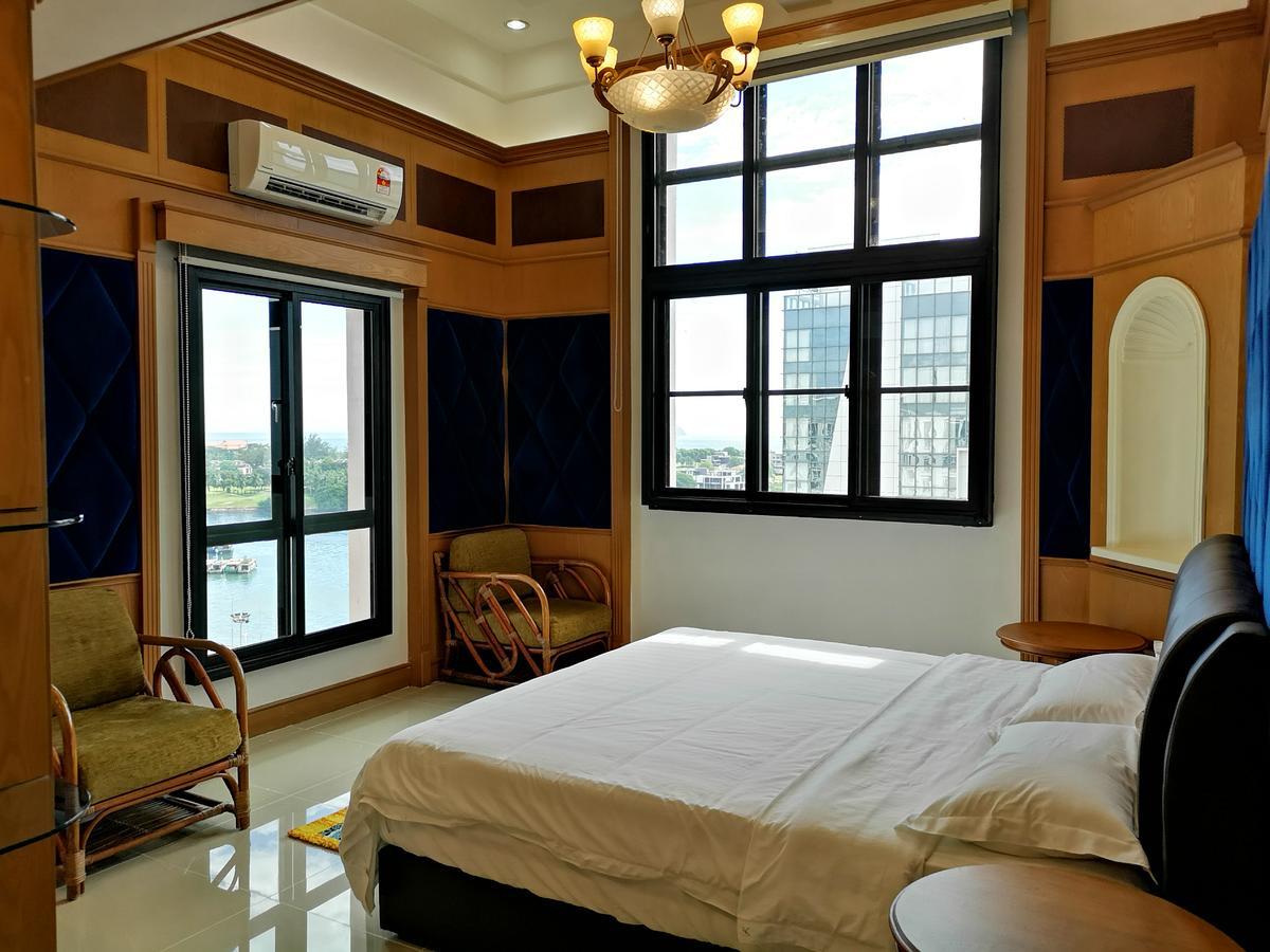 Marina Court Luxury Penthouse Aparthotel Kota Kinabalu Eksteriør bilde