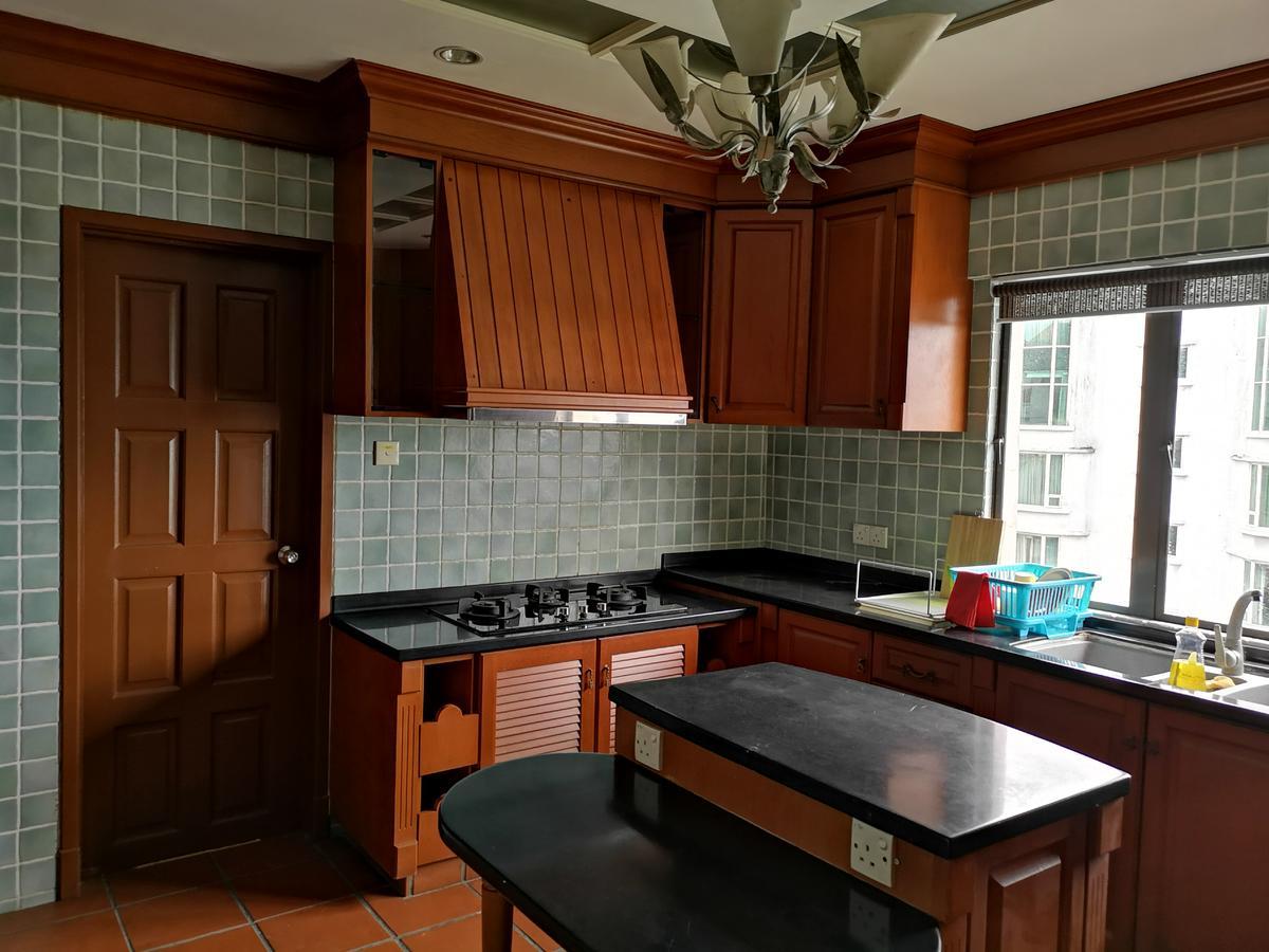 Marina Court Luxury Penthouse Aparthotel Kota Kinabalu Eksteriør bilde