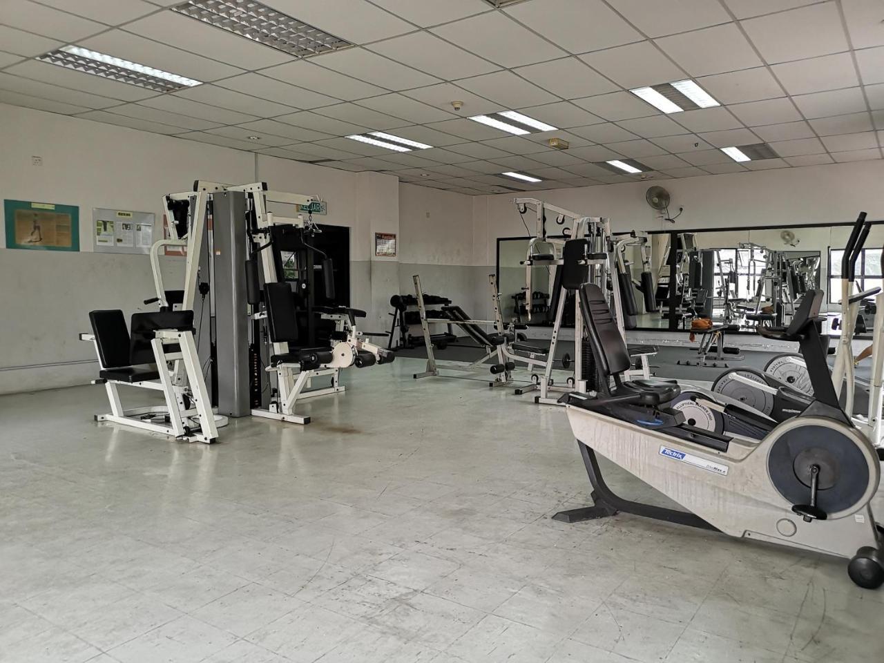 Marina Court Luxury Penthouse Aparthotel Kota Kinabalu Eksteriør bilde