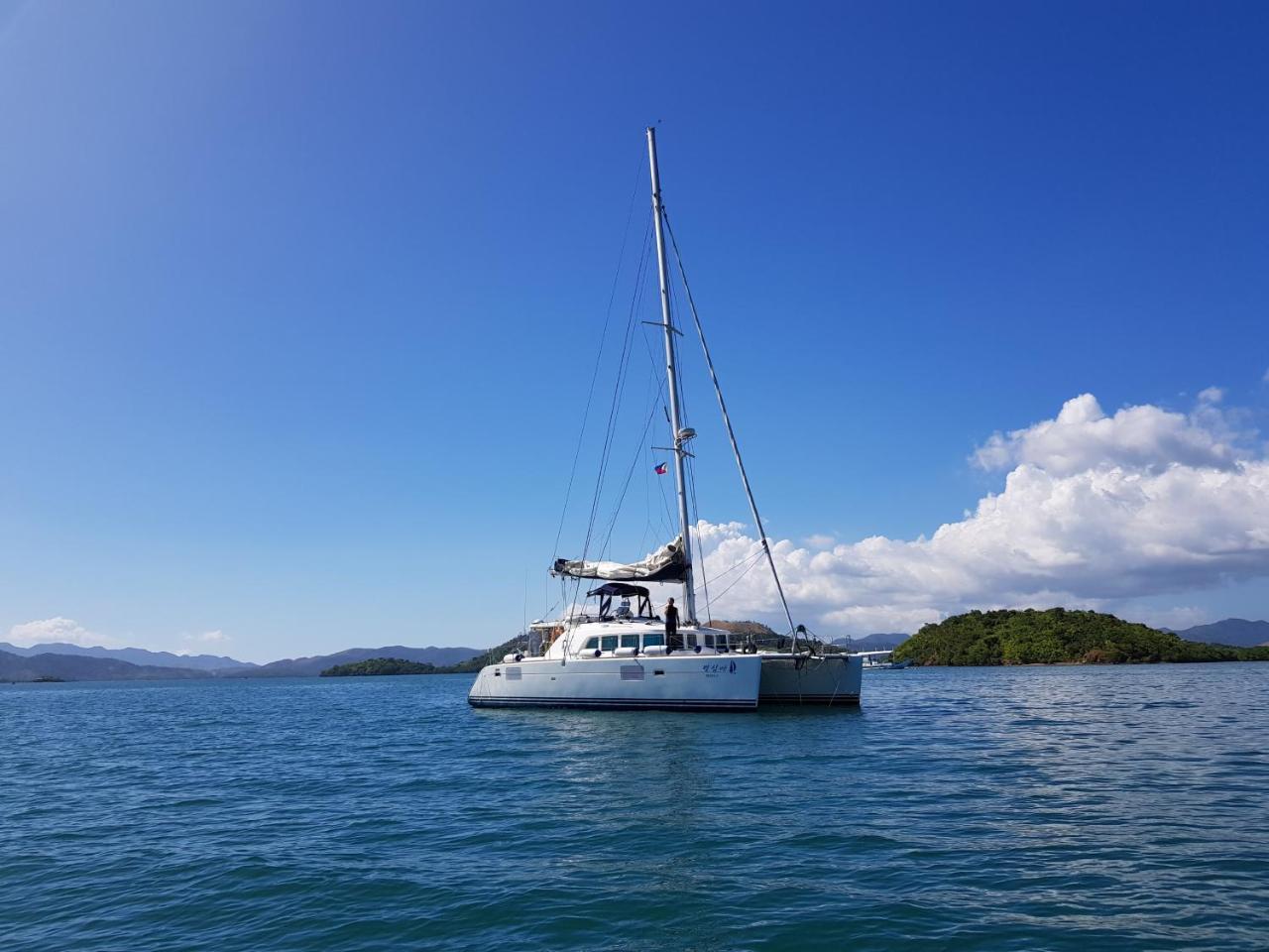 Marina Court Luxury Penthouse Aparthotel Kota Kinabalu Eksteriør bilde